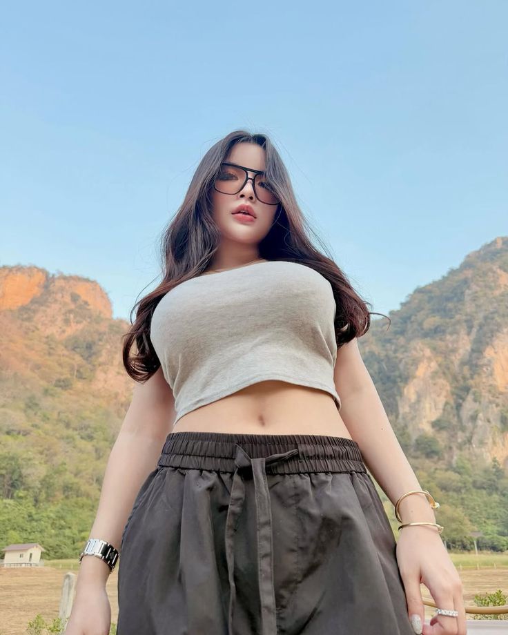 Video Viral Abg SMP Rare 2025 Safira SD Pamerin Anunya Lezat Legit Wangi Top Trending Global Yandex Most Viral 1 Indo