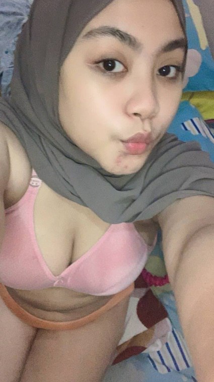 Yandex Viral, Hijab Asal Malaysia yang Terinspirasi dari Yandex Biru