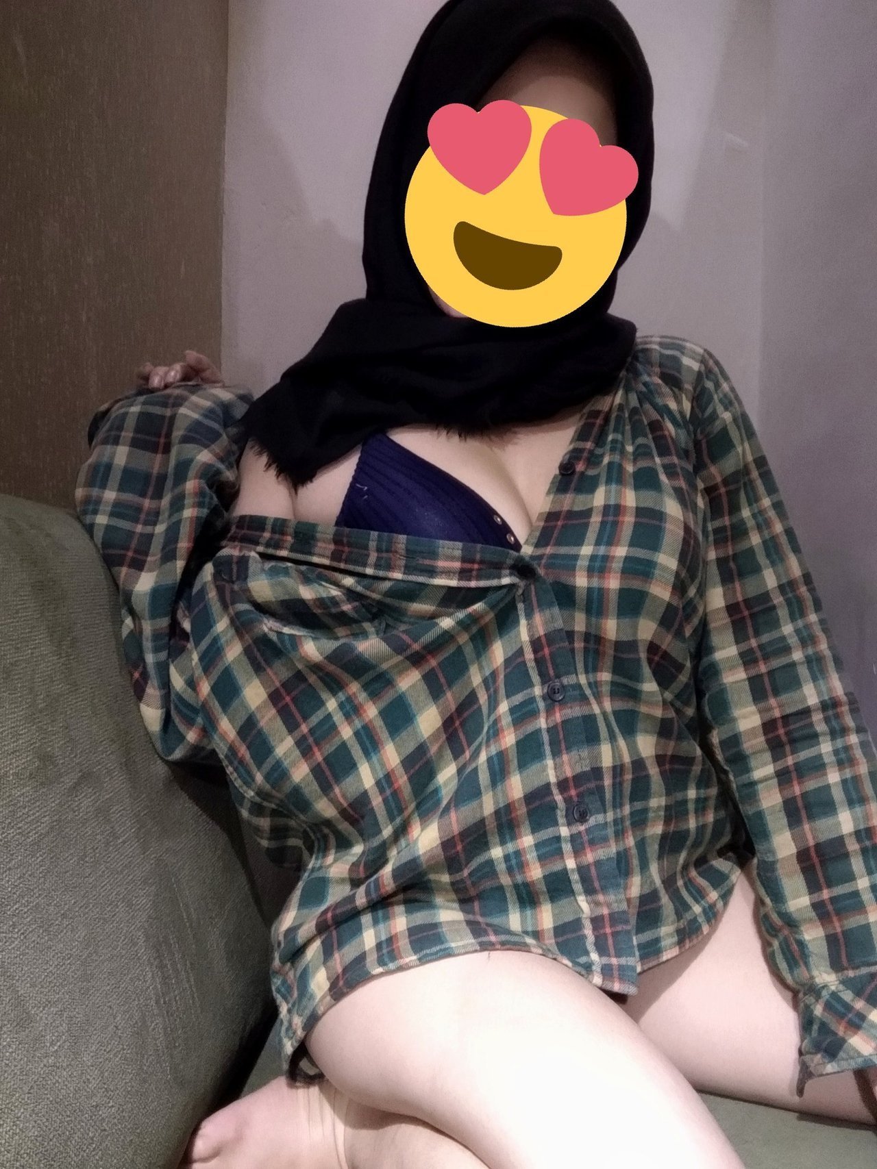 New Phenomena In 2026: Hijab Indo Abg Terbaru Viral Jejak Bibir Di Bahu Yang Telanjang